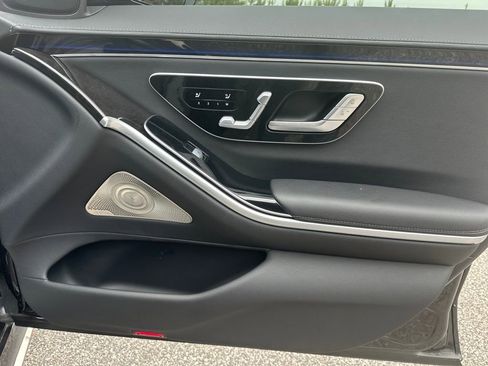 Certified 2023 Mercedes-Benz S 500 4MATIC image 36