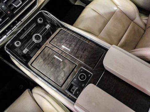 Used 2020 Lincoln Navigator L Reserve w/ Equipment Group 208A Reserve image 21