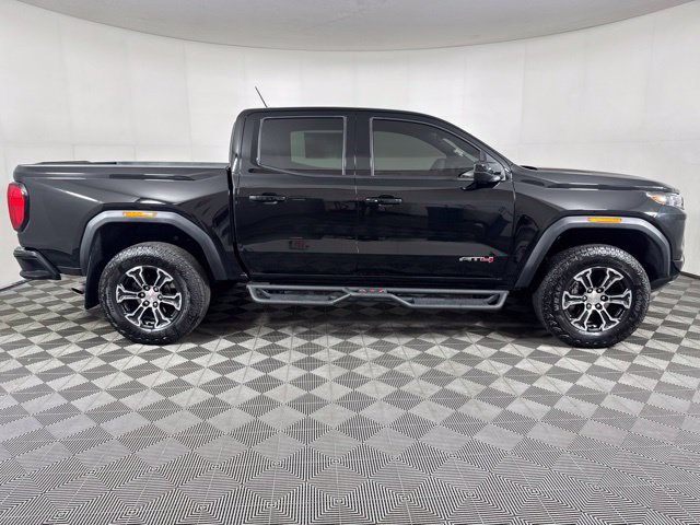Used 2025 GMC Canyon AT4 AWD/4WD image 2