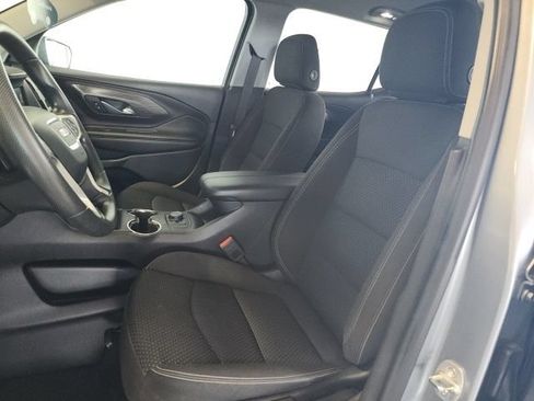 Used 2023 GMC Terrain SLE FWD image 12