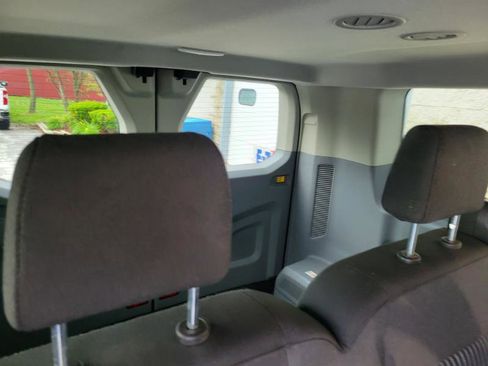 Used 2018 Ford Transit 150 XL RWD image 35