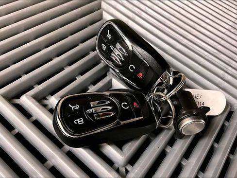 Used 2024 Buick Envista Avenir image 11