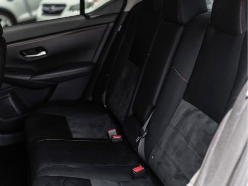 Used 2024 Nissan Sentra SV FWD image 8