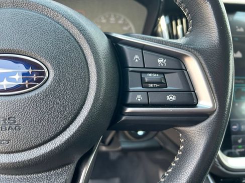 Used 2024 Subaru Outback Premium AWD/4WD image 29