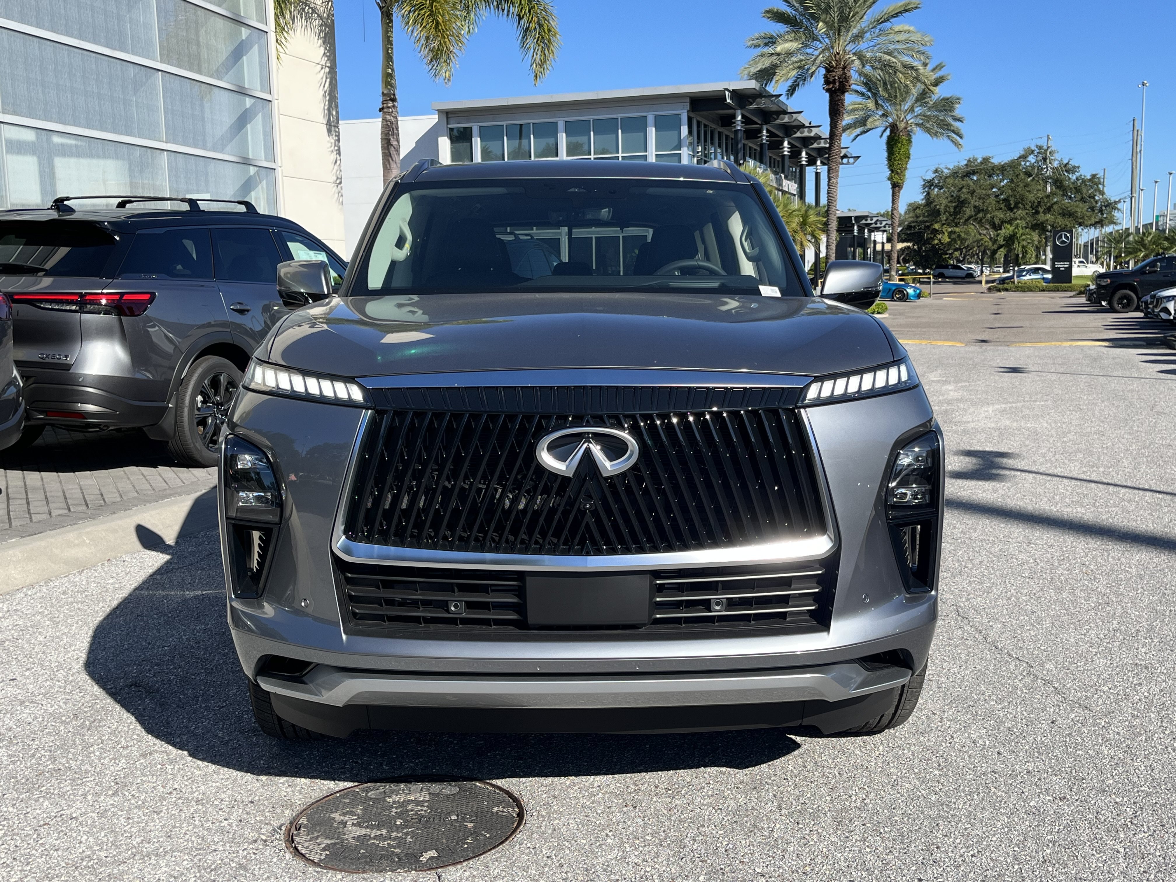 New 2027 INFINITI QX80 Luxe w/ Cargo Package RWD image 7