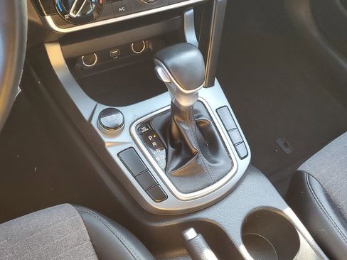 Used 2021 Kia Seltos S FWD image 20