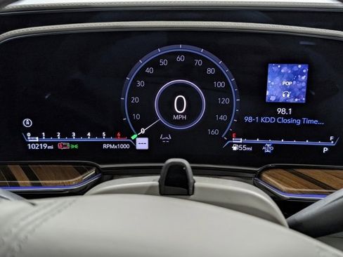 Certified 2024 Cadillac Escalade ESV Sport Platinum w/ LPO, ONYX Package image 14