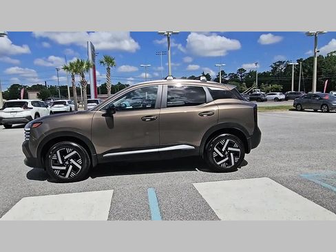 Used 2026 Nissan Kicks SV w/ Cold Weather Package FWD image 25