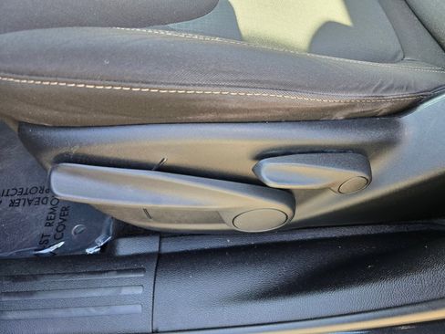 Used 2016 Jeep Cherokee Latitude FWD image 33