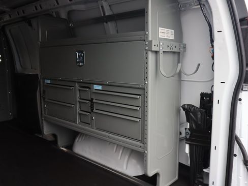 New 2025 Chevrolet Express 2500 w/ Driver Convenience Package image 25