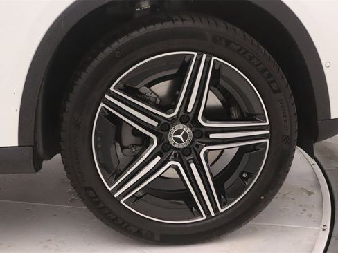 New 2026 Mercedes-Benz GLC 300 image 13