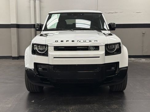 Used 2026 Land Rover Defender 110 X-Dynamic SE AWD/4WD image 4