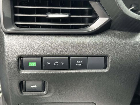 Certified 2025 Nissan Sentra S image 21