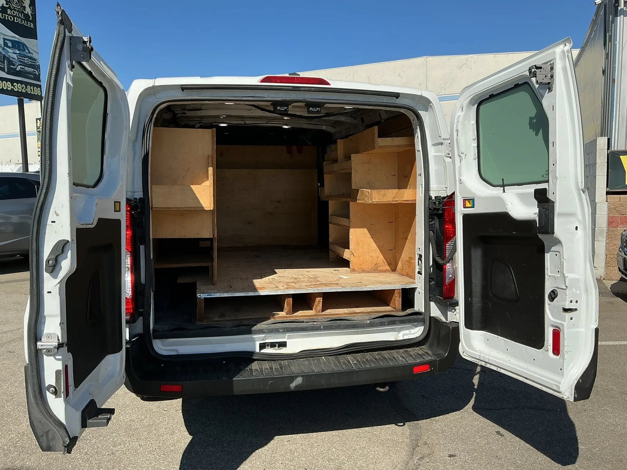 Used 2019 Ford Transit 250 130 Low Roof w/ Exterior Upgrade Package RWD image 11