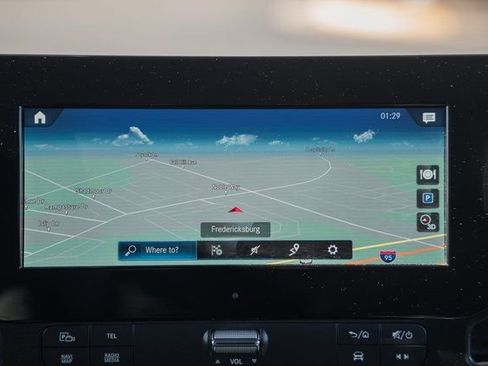 Used 2024 Mercedes-Benz Sprinter 2500 image 21