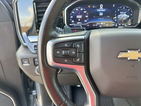 Used 2024 Chevrolet Silverado 1500 LTZ AWD/4WD image 45