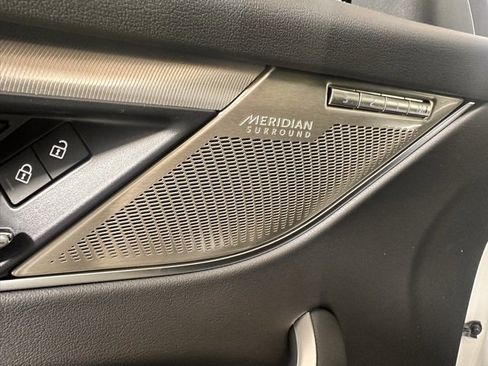 New 2026 Jaguar F-PACE R-Dynamic S image 14