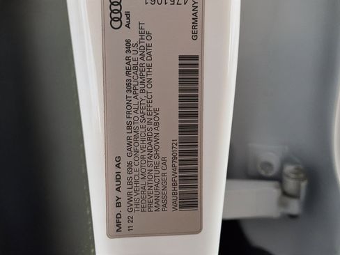 Used 2023 Audi RS e-tron GT w/ Ceramic Brake Package image 27