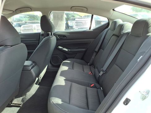 Used 2024 Nissan Altima 2.5 S image 15