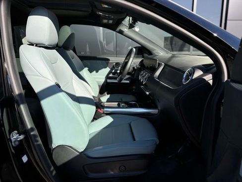 Used 2026 Mercedes-Benz GLA 250 4MATIC image 50