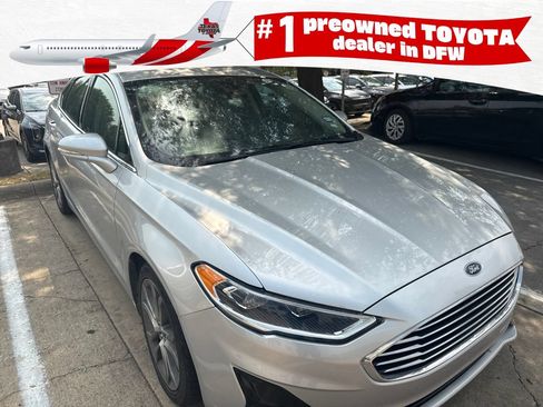 Used 2019 Ford Fusion SEL FWD image 1