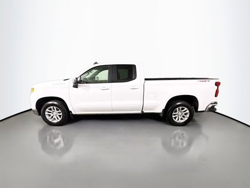 Used 2022 Chevrolet Silverado 1500 LT w/ Convenience Package II image 6
