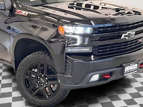 Used 2022 Chevrolet Silverado 1500 LT Trail Boss w/ Safety Package AWD/4WD image 19