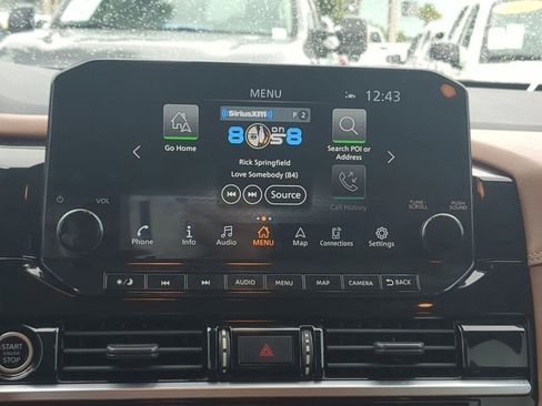 Used 2022 Nissan Pathfinder Platinum w/ Cargo Package image 18