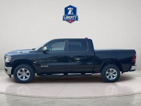 Used 2023 RAM 1500 Laramie AWD/4WD image 5