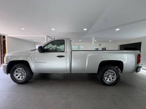 Used 2010 Chevrolet Silverado 1500 LT AWD/4WD image 3