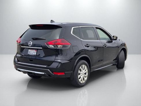Used 2019 Nissan Rogue S FWD image 4