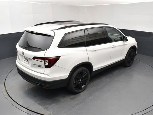 Used 2021 Honda Pilot Black Edition image 19