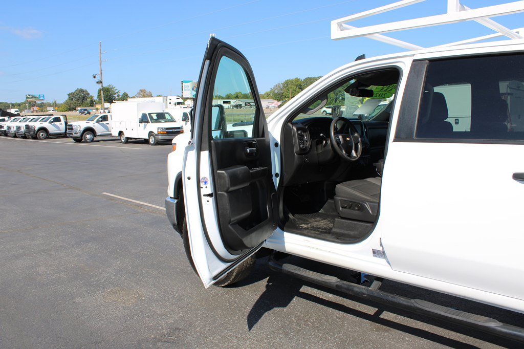 Used 2025 Chevrolet Silverado 3500 W/T w/ WT/CX Safety Package AWD/4WD image 35