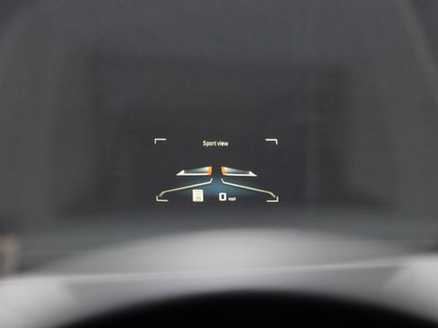 Used 2024 BMW X7 M60i w/ Executive Package image 96