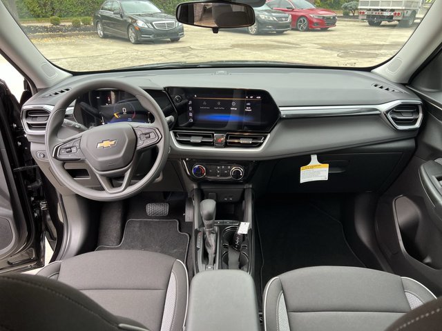 Used 2024 Chevrolet TrailBlazer LT FWD image 21
