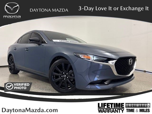 Used 2023 MAZDA MAZDA3 s FWD image 1