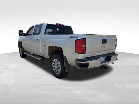 Used 2019 Chevrolet Silverado 2500 LTZ w/ Duramax Plus Package AWD/4WD image 5