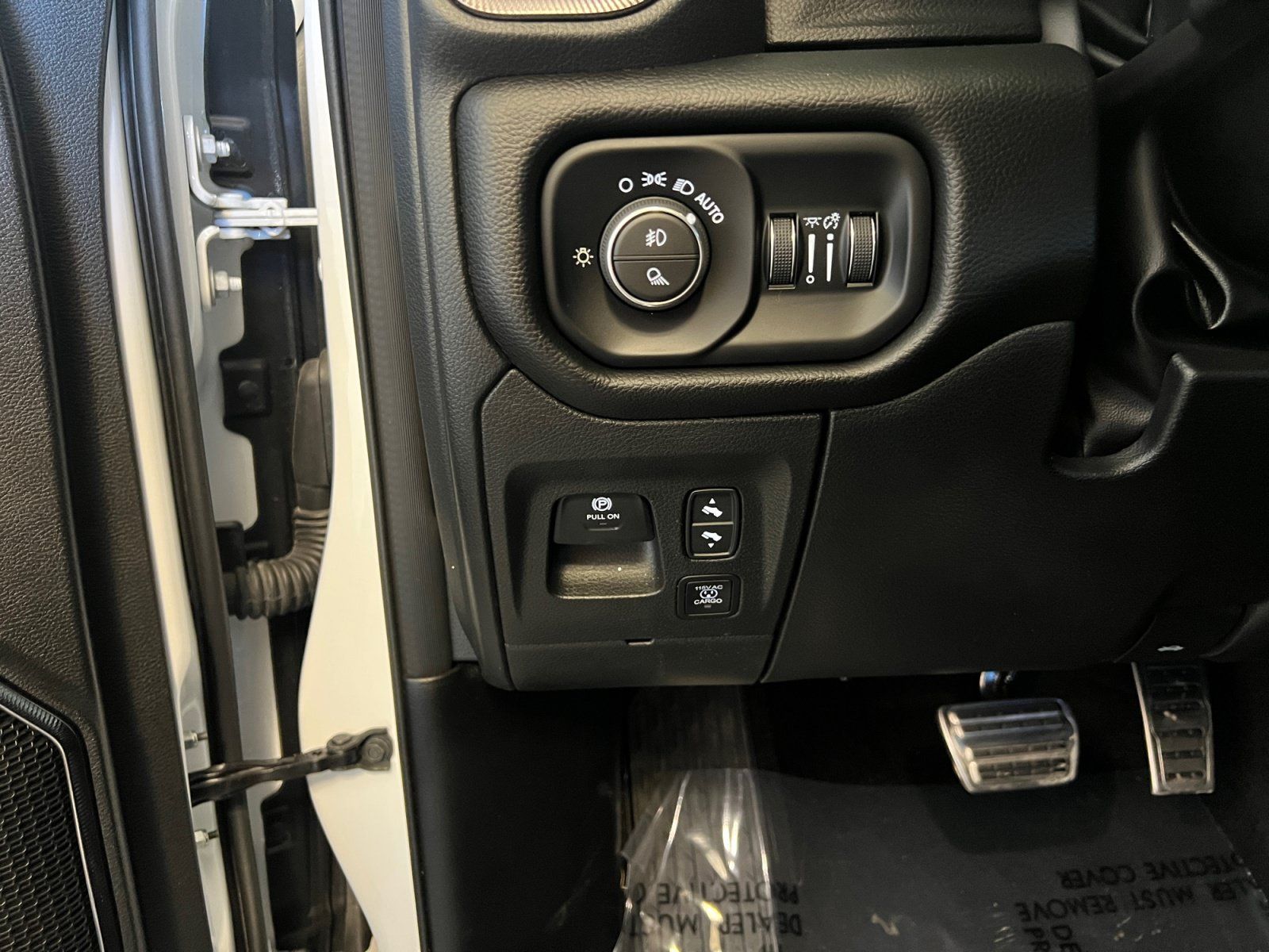 Used 2025 RAM 1500 RHO w/ Bed Utility Group AWD/4WD image 12