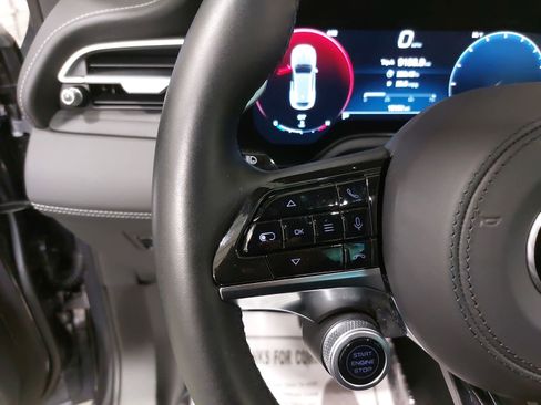Used 2023 Maserati Grecale GT image 28