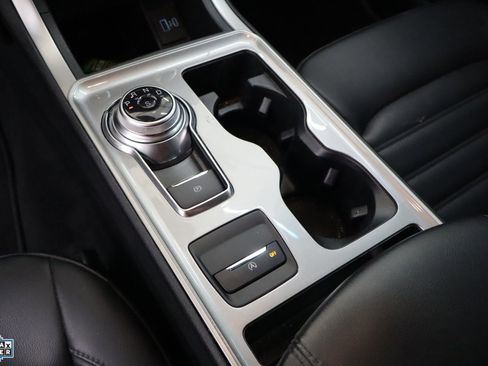 Used 2024 Ford Edge SEL w/ Convenience Package image 20