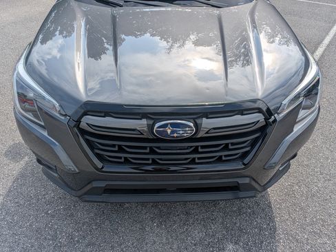Used 2023 Subaru Forester Limited AWD/4WD image 12