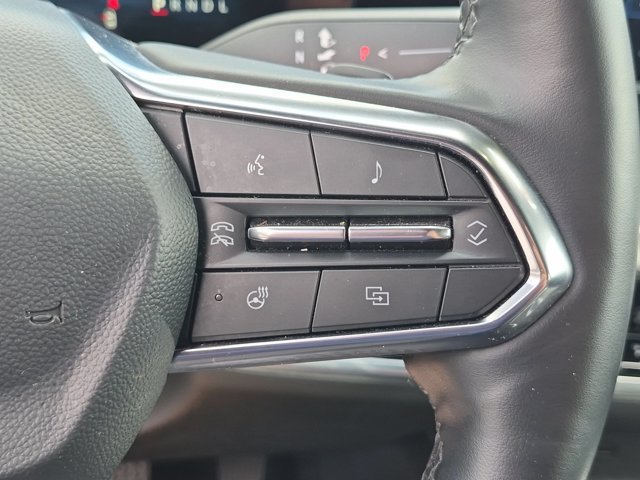 Used 2025 Chevrolet Equinox LT AWD/4WD image 21