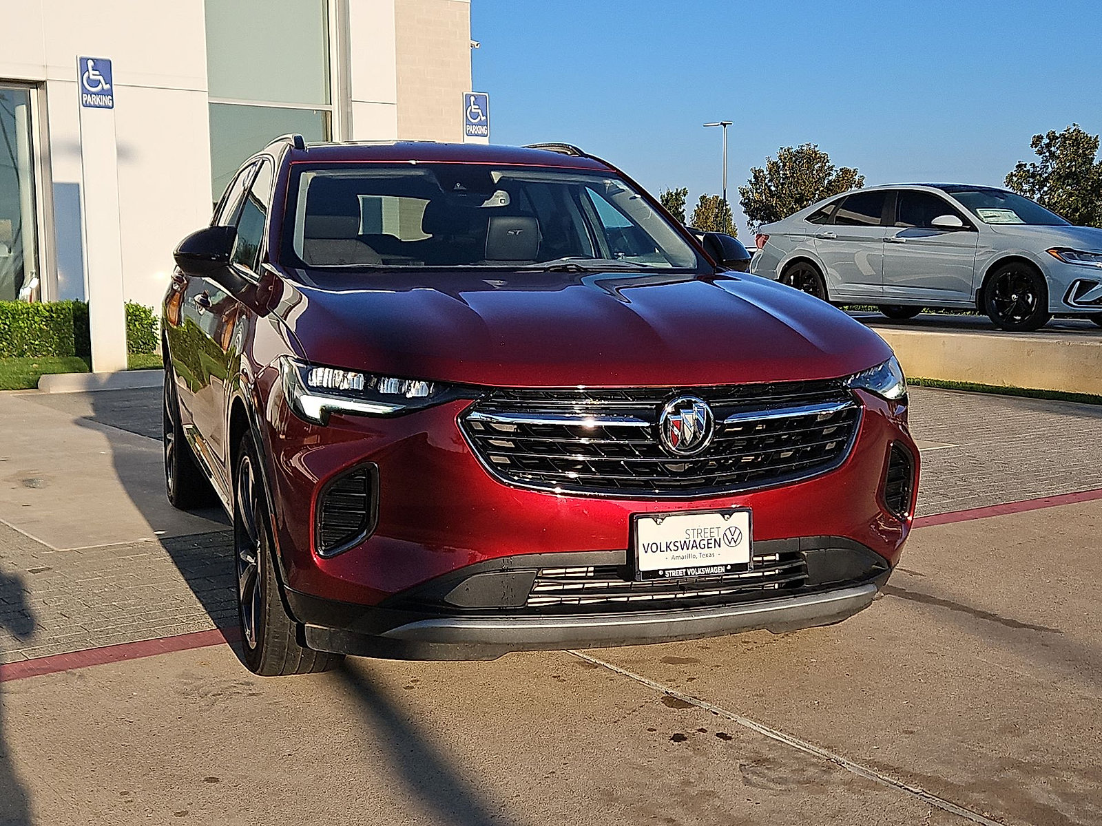 Used 2023 Buick Envision Preferred FWD image 3