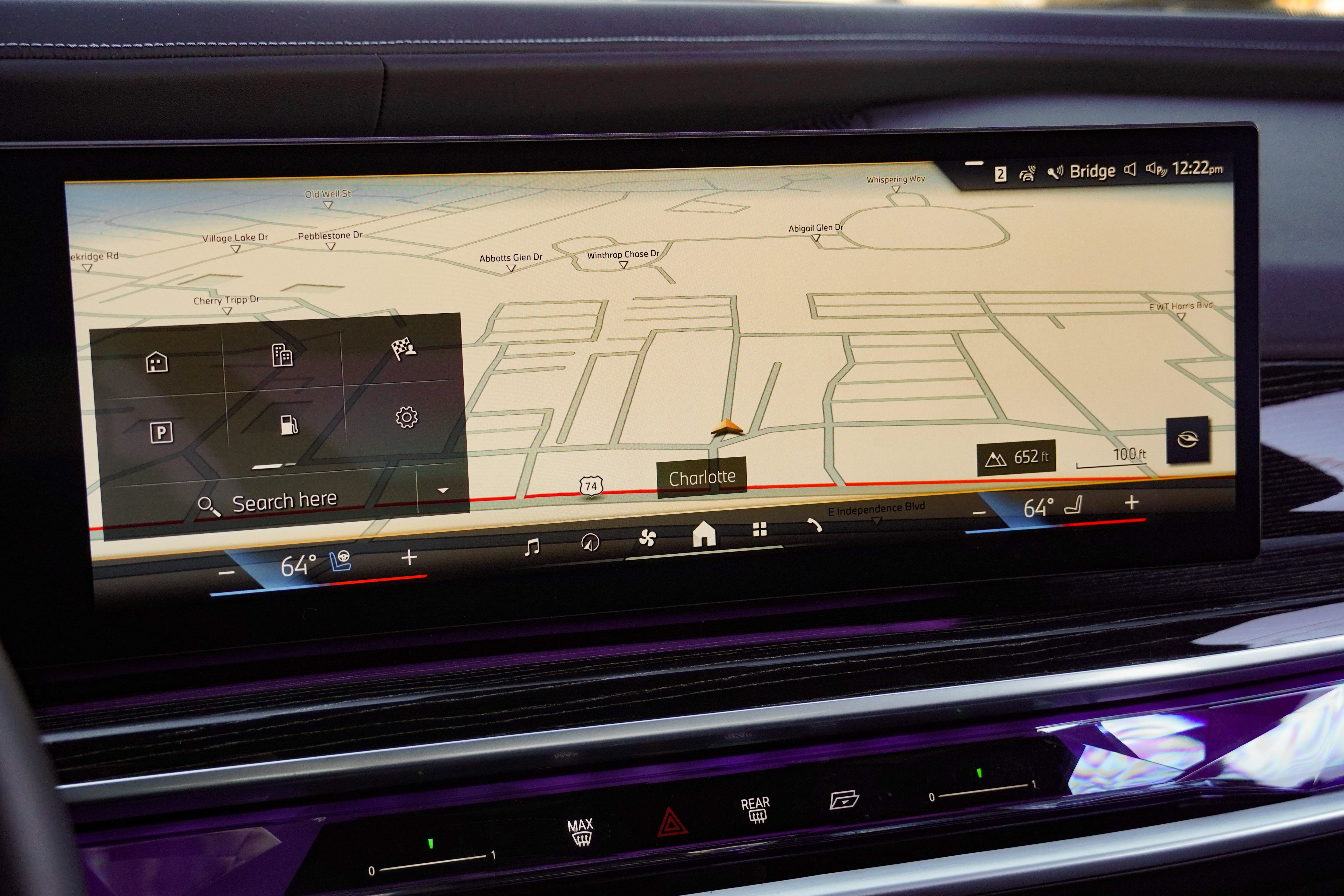Certified 2024 BMW 740i RWD image 25