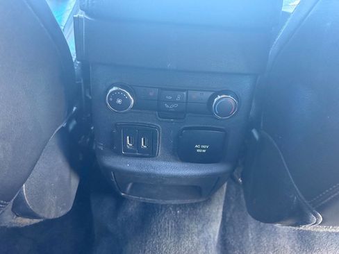 Used 2016 Ford Explorer Limited image 7