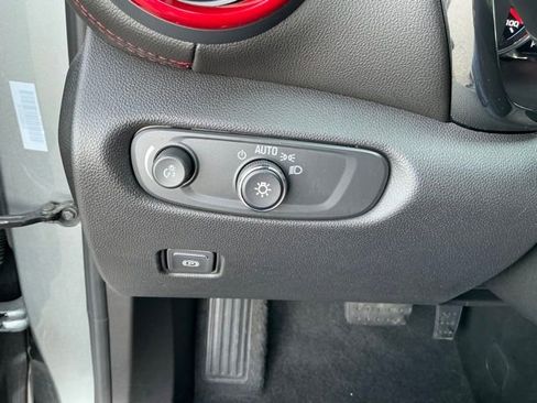 Used 2025 Chevrolet Blazer RS image 19