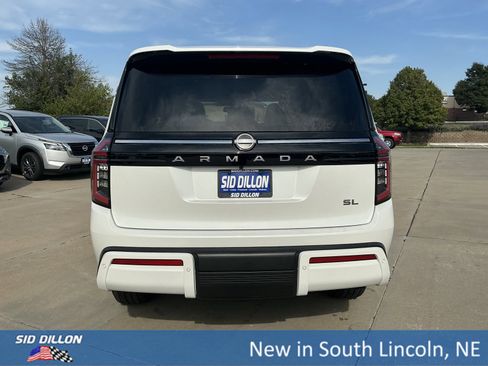 New 2026 Nissan Armada SL w/ Captain's Chari Seat Package image 4