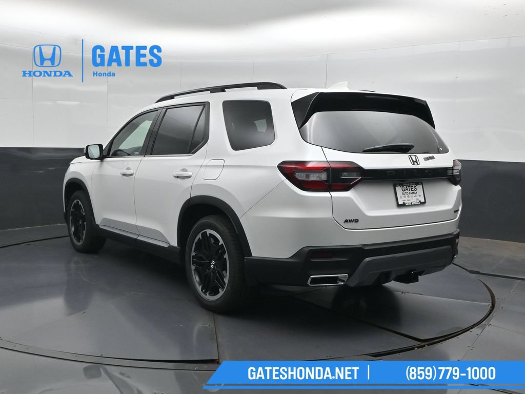 New 2026 Honda Pilot Touring image 8