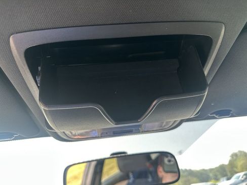 Used 2017 Honda Accord Sport image 29