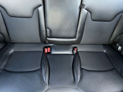 Used 2025 Jeep Compass Trailhawk image 39